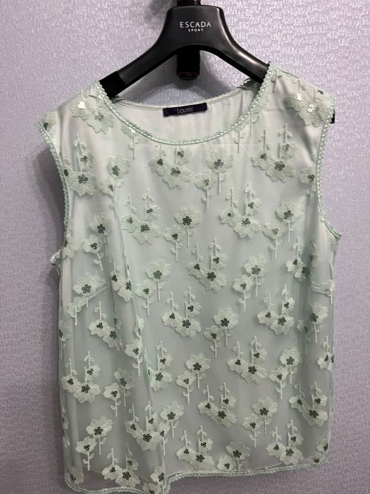 Продам костюм тройку