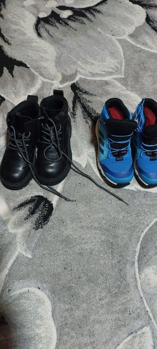 Vând Ghete Copii Adidas