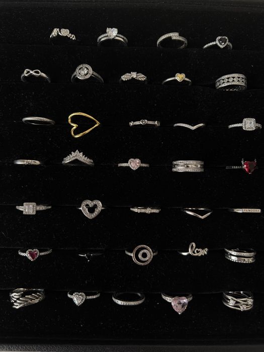 Серьги Пандора Каспий есть