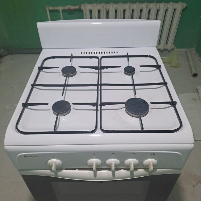 Продам газовую плиту