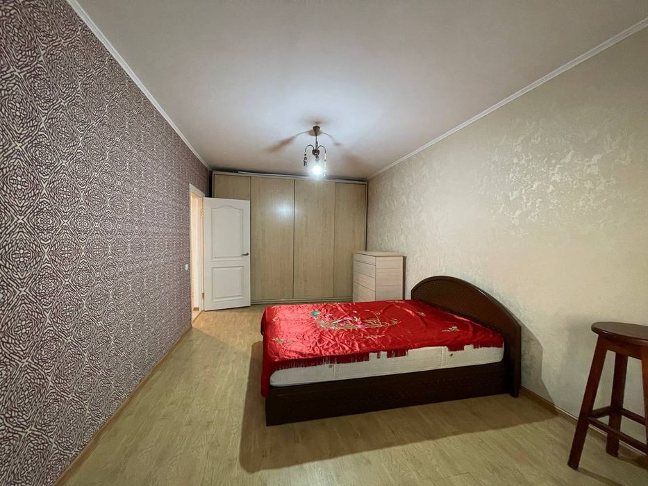 Аренда 2/2/4 .кирпич , лодже 1, 5 -6 .ремонт .Метро Ипак Юли