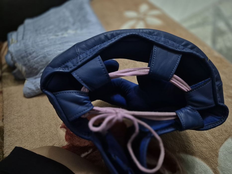 Шлем для бокса...