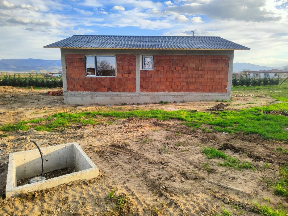 Продава се Къща в с. Оризари, Област Пловдив - 100 кв.м за 638 €/кв.м - Снимка #2