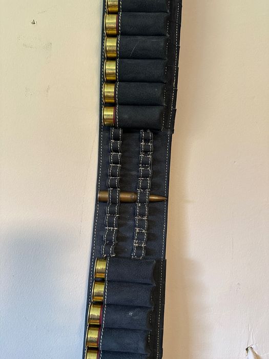 Патрондаши, кании, паласки от естествена кожа