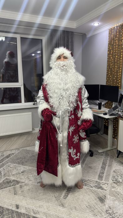 Костюм Деда Мороза и Снегурочки