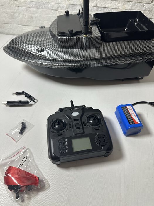 Barca plantat nadit si momit V060 cu GPS 12000mAh 500m 2kg 10km/h barcuta pescuit noua