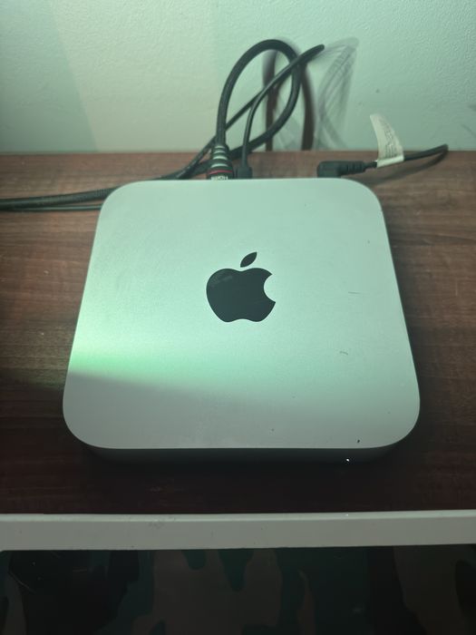 Vand Mac Mici M2
