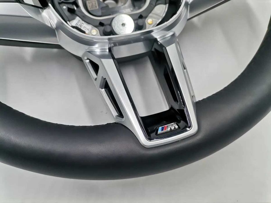 Като Нов M Sport волан BMW X1 U11 2 U06 Пера Boost M Power