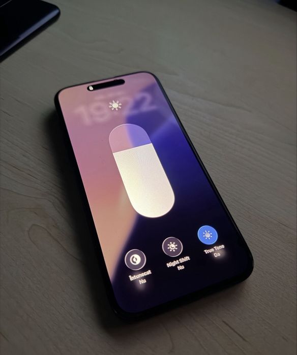 iPhone 15 PRO MAX cu 97% Bateria