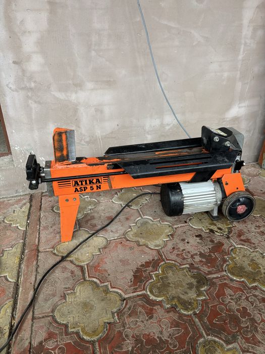 Vand despicator/spargator de lemne