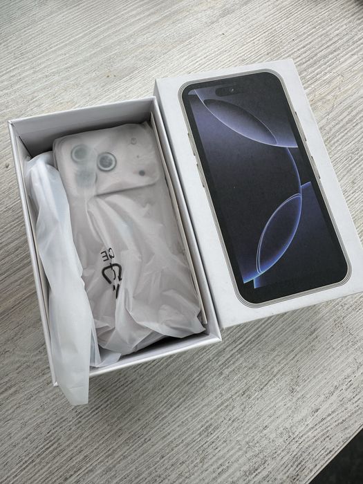 Iphone 17 pro max mini yengi bitta qoldi kelishamiz