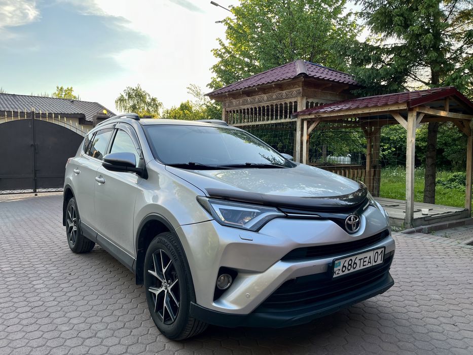 Toyota RAV4 2017