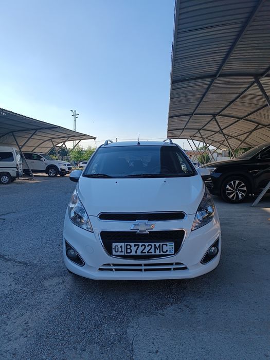 Chevrolet Spark avtomat benzin 2017 srochna sotiladi