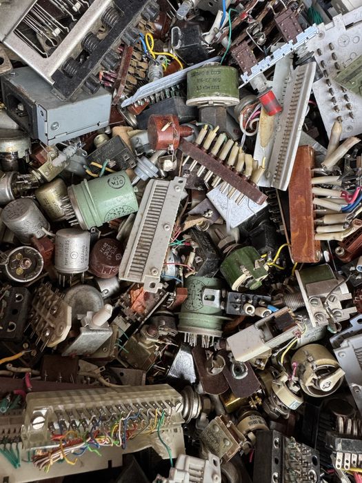 Електронна скрап