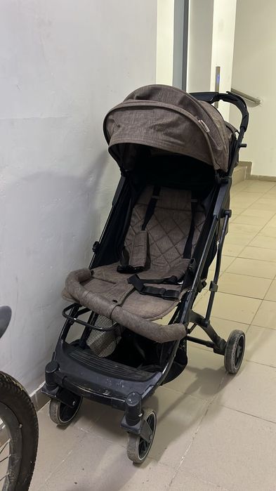 Детская коляска прогулочная