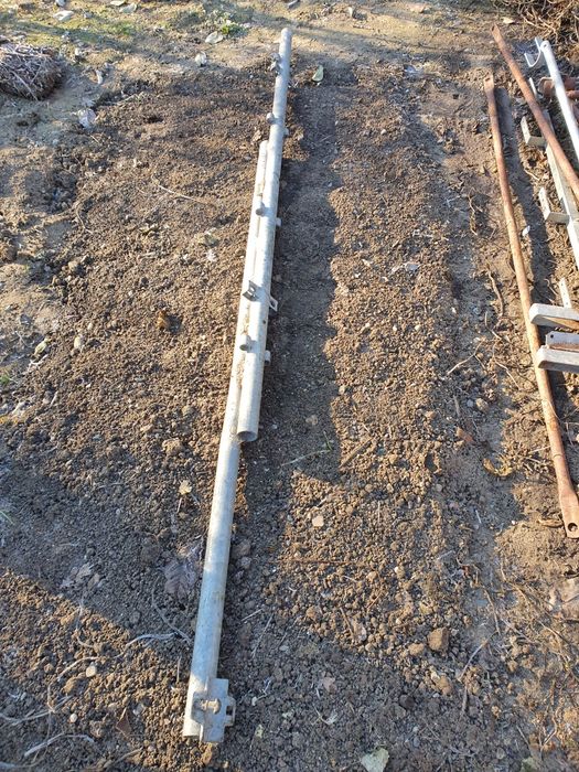 Vind ,parapeti pentru schela și mina curenta