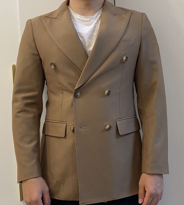 двубортный пиджак