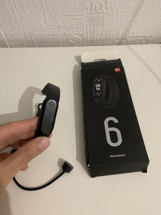 Продам фитнес браслет часы смарт часы smart bend 6