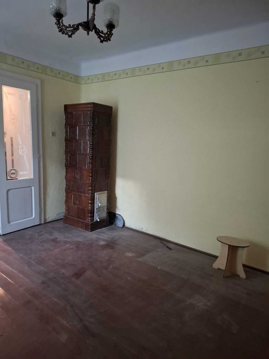 Casă 4 camere, 1073 mp teren, utilități – Nădlac