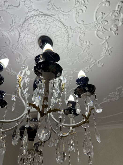 Хрустальная люстра