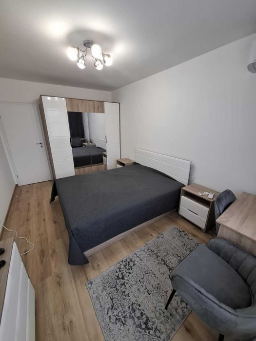 Дава се под наем Тристаен апартамент в Враца, Център - 93 кв.м за 510 € - Снимка #6