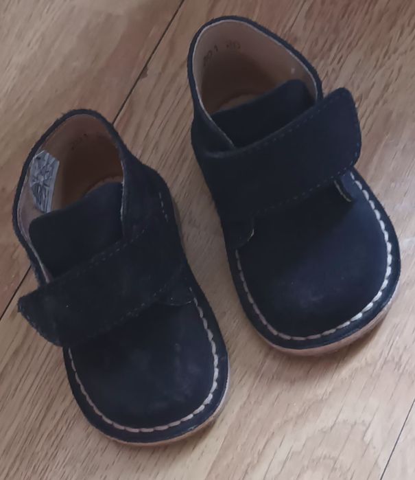 Pantofi piele intoarsa nr 20 made in Spania