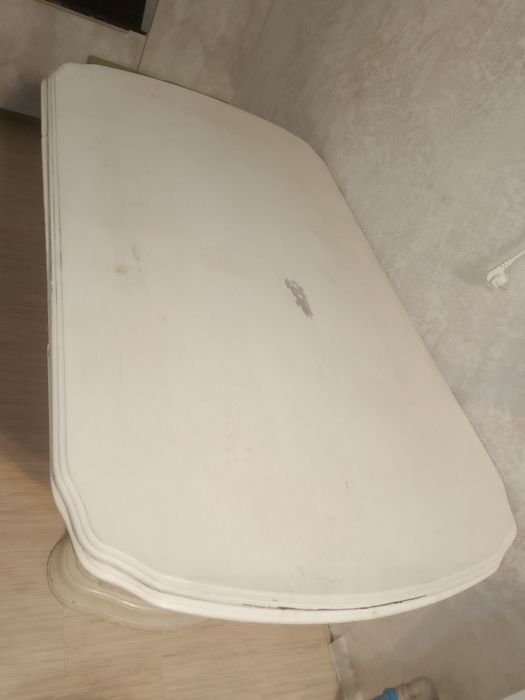 Стол   25 000 тг