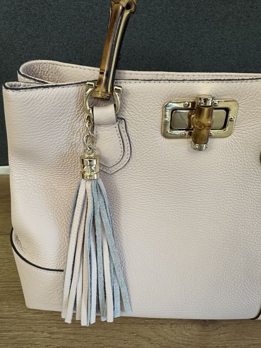 Елегантна дамска чанта