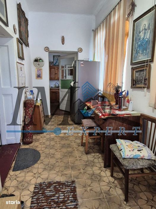 Casa ,curte și gradina.Teren cu 2700 mp.