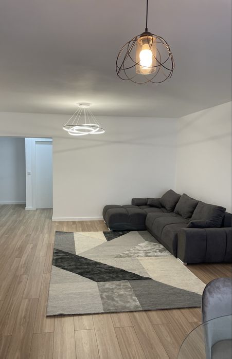 Apartament 84 mp Rond Omv
