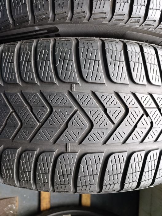 Anvelope de iarnă 255 45 19 Pirelli dot 2024 PNCS  TO ELECT