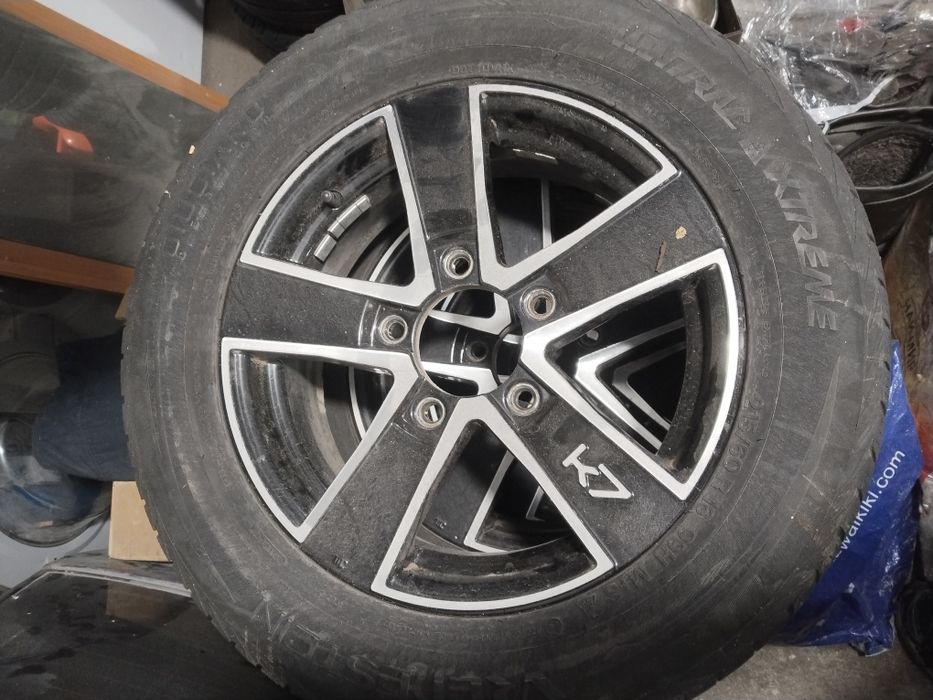 Диски с резиной.