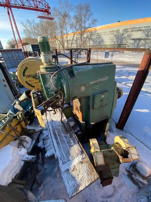 Станок фрезерный ВМ 127 М б/у