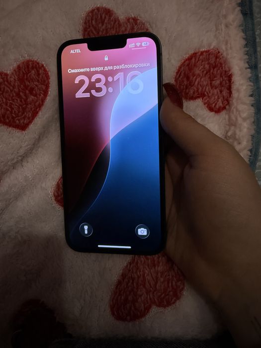 продам айфон 13 в хорошем состоянии