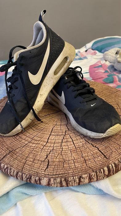 Маратонко NIKE номер 38