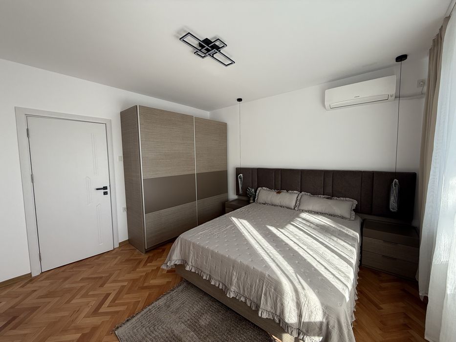 Продава се Тристаен апартамент в Шумен, 2-ри корпус - 72 кв.м за 2209 €/кв.м - Снимка #6