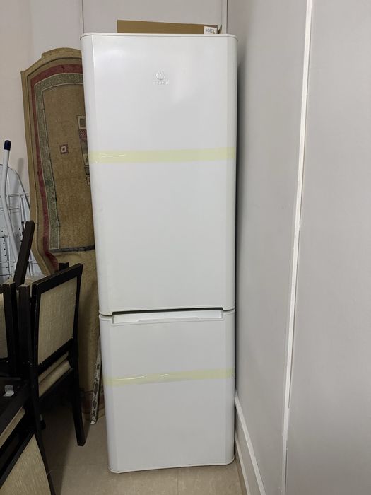 Продам Холодильник бу