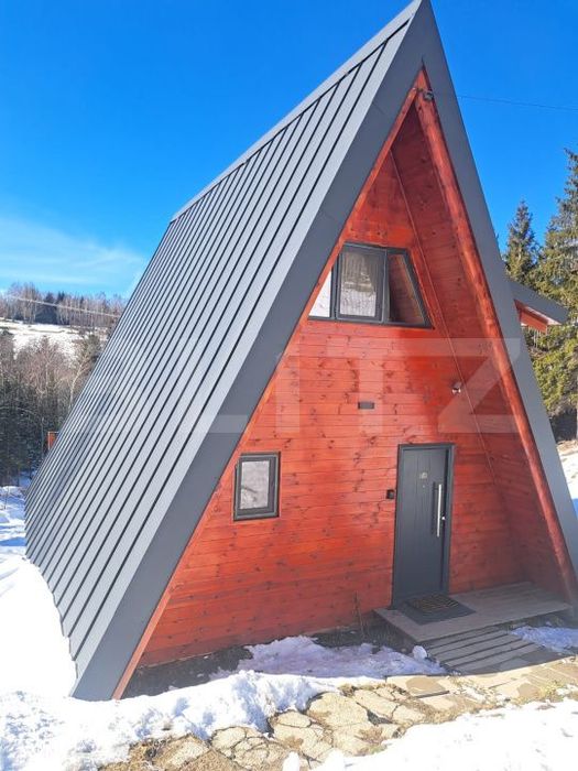 Oportunitate de investitie – 3 Cabane A-Frame la cheie in Moieciu