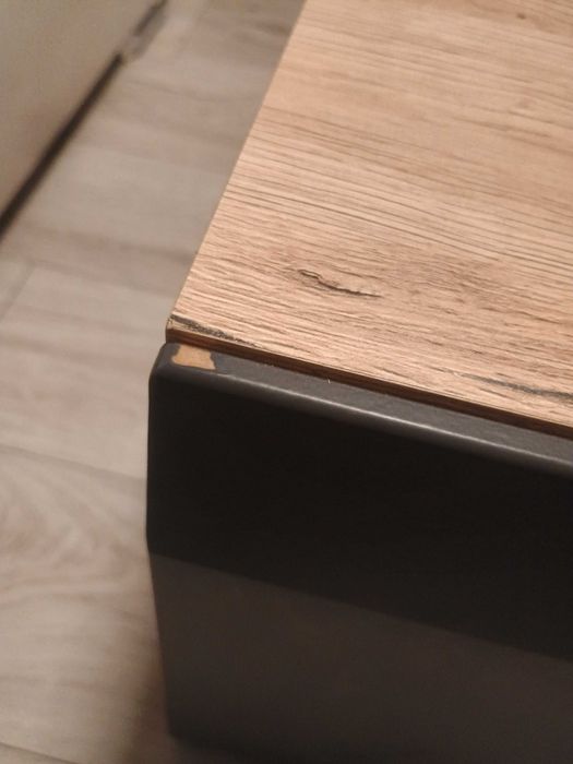 Холна маса Инеста