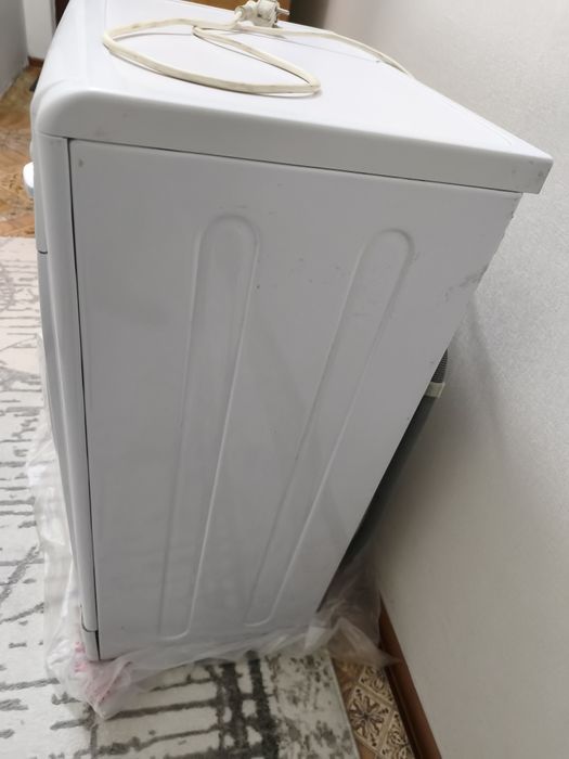 Стиральная машина indesit