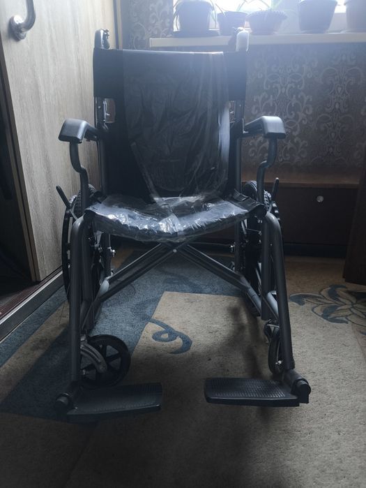 Инвалидное кресло