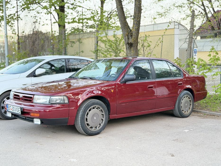 Nissan maxima v6 3.0 automata retro