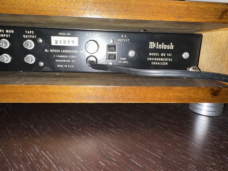 McIntosh mQ101 in stare perfecta de functionare