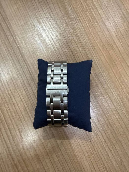 Часы tissot б\у срочно