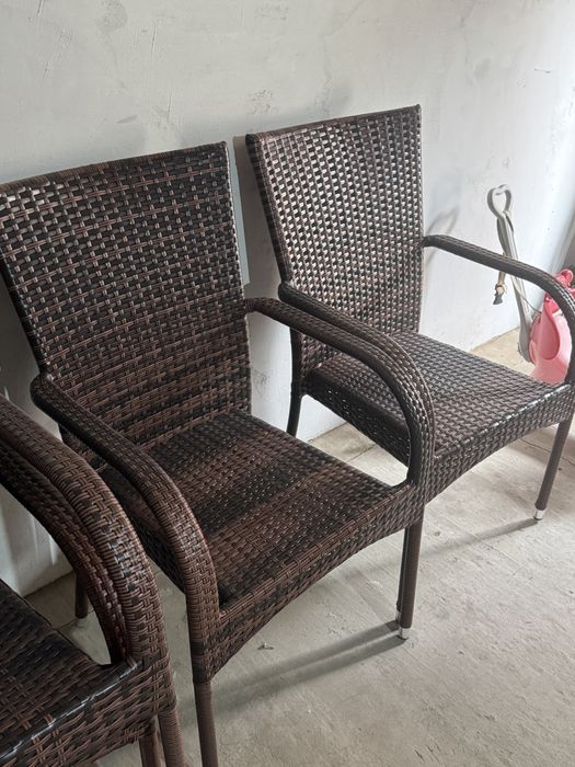 срочно продам стулья 16 штук