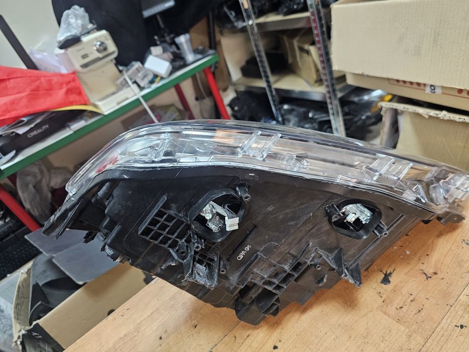 Десен фар фарове BMW F30 Adaptive LED desen far farove бмв ф30 лед