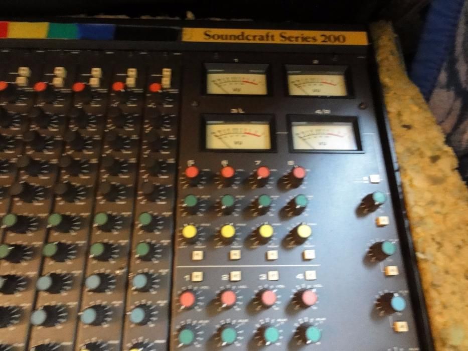 Mixer audio Soundcraft Series 200
