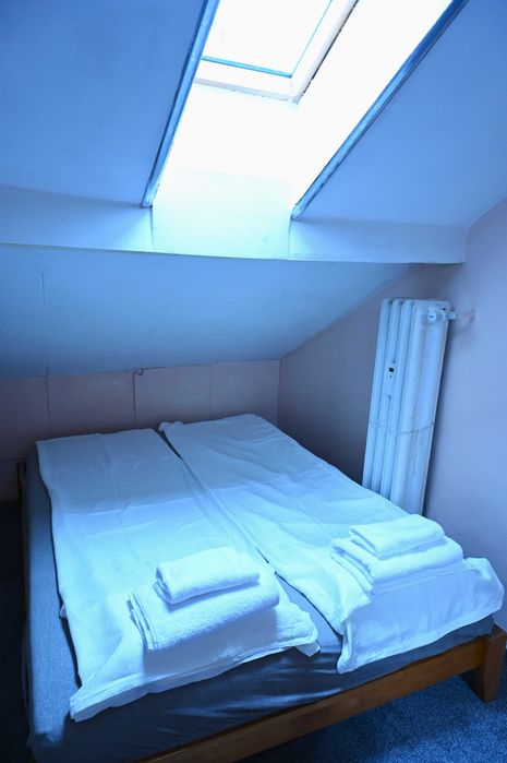 Апартамент под наем - Нощувки National Theatre Loft