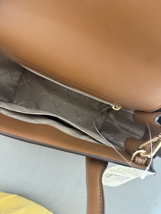 Продам оригинал сумку МК,