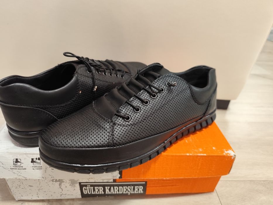 Pantofi Casual Nr 42.5